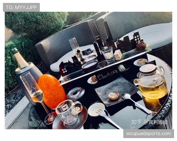吴柳芳下午茶那侧拍,比我一个月工资还讲究,真是看着就心疼 吴柳芳下午茶那侧拍,比我一个月工资还讲究,真是看着就心疼